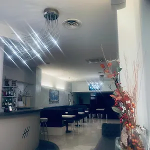Holiday- Finestrella *** Bologna