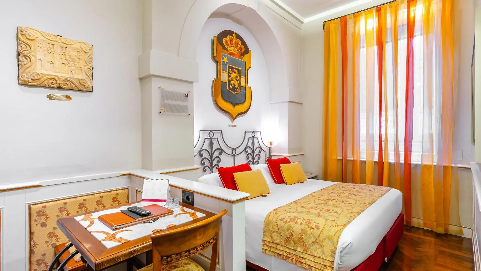 Art Hotel Commercianti Bologna 4*,