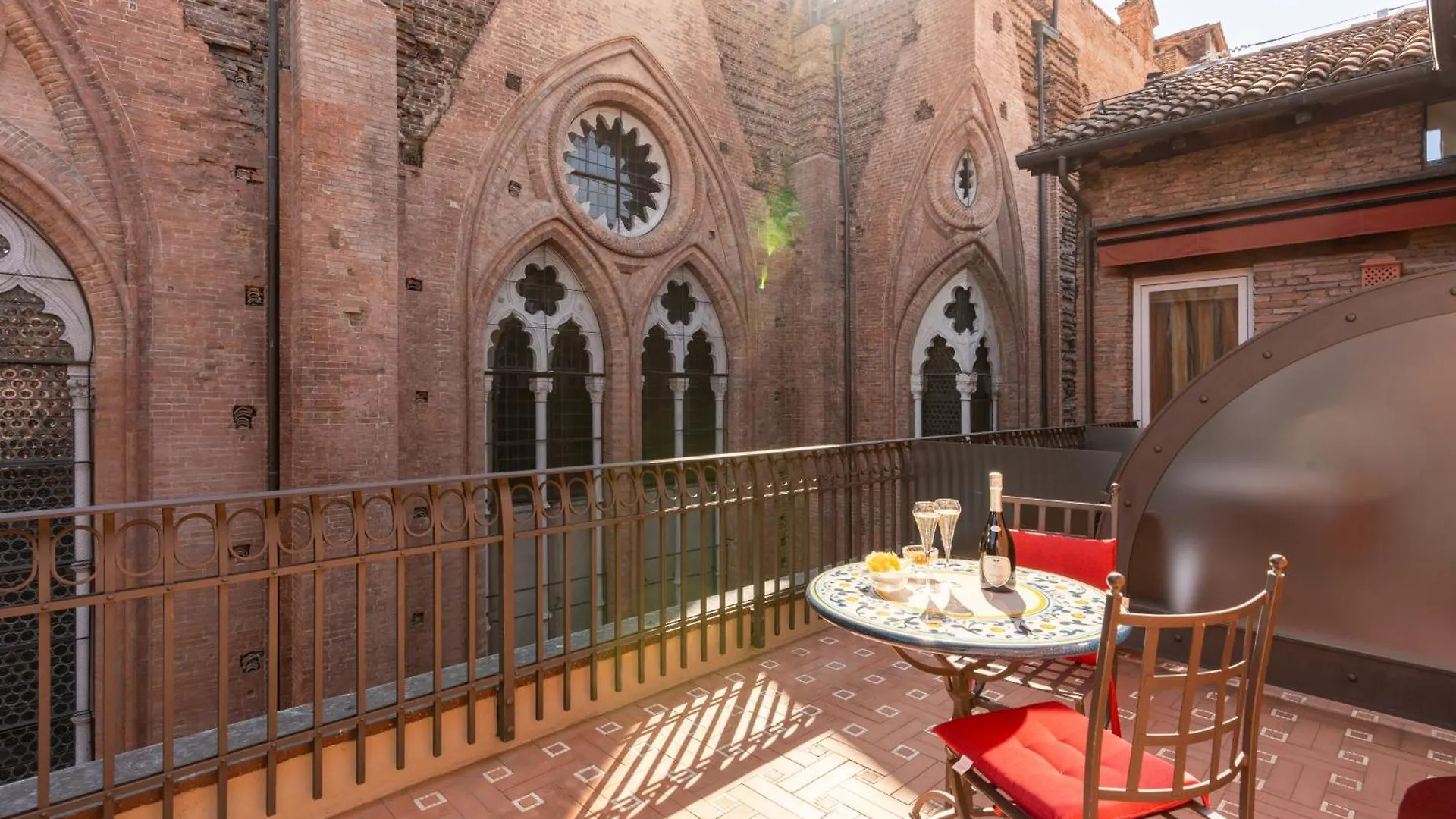 Art Hotel Commercianti Bologna 4*,  Italy